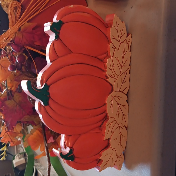 Fall decor - Picture 3 of 9